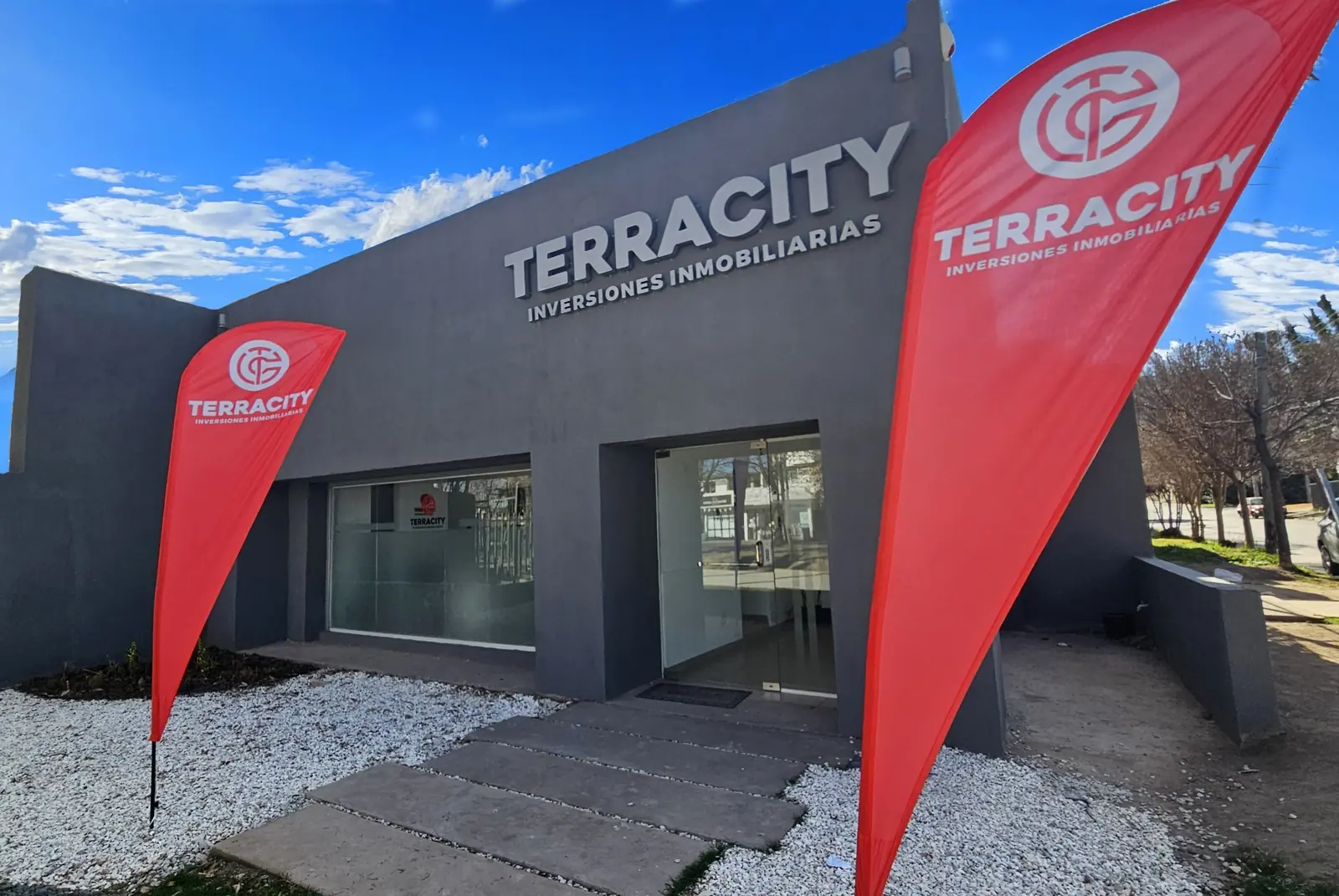Fachada diurna de Terracity Inversiones Inmobiliarias
